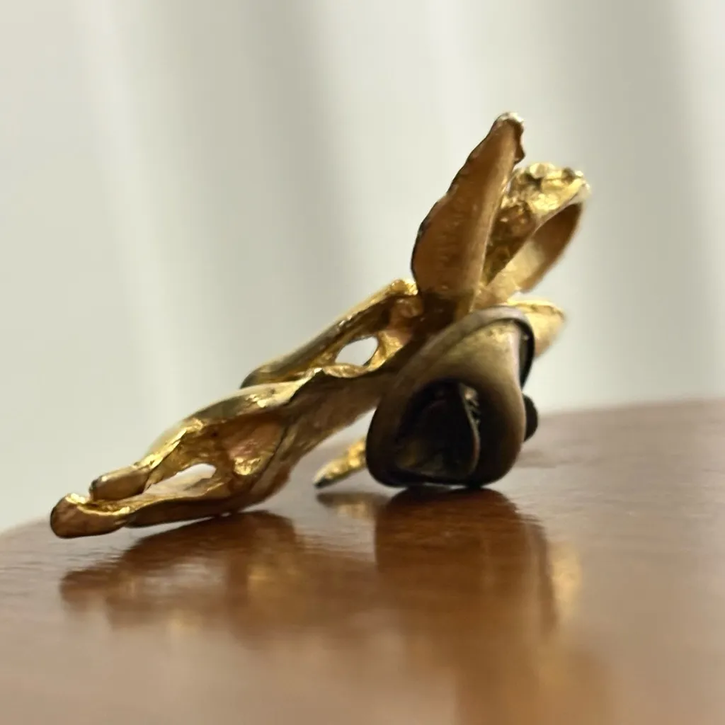 Vintage Gold Tone Angel Spiritual Holiday brooch - Image 5