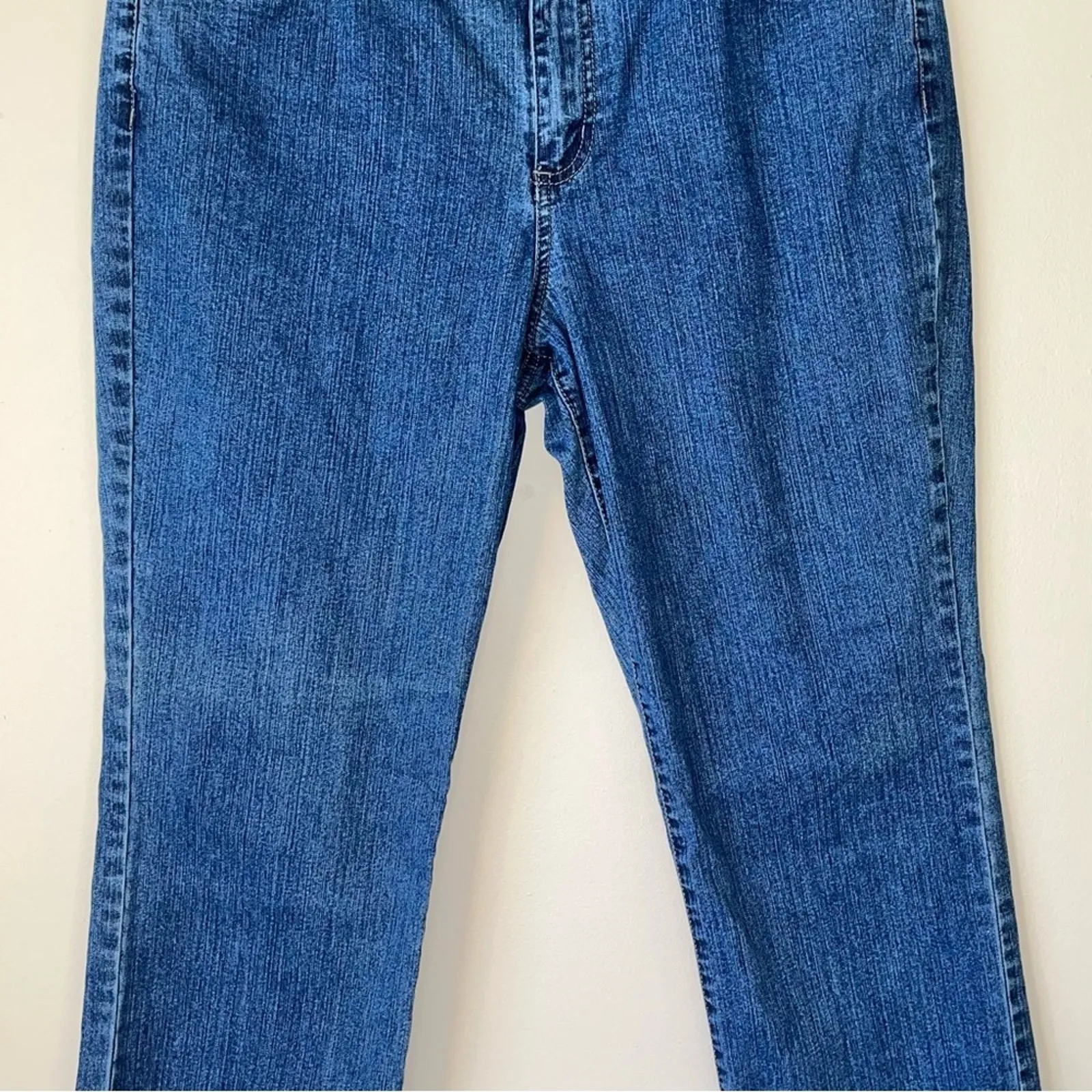 Gloria Vanderbilt Amanda Straight Leg Blue Jean Size 12 - Image 10