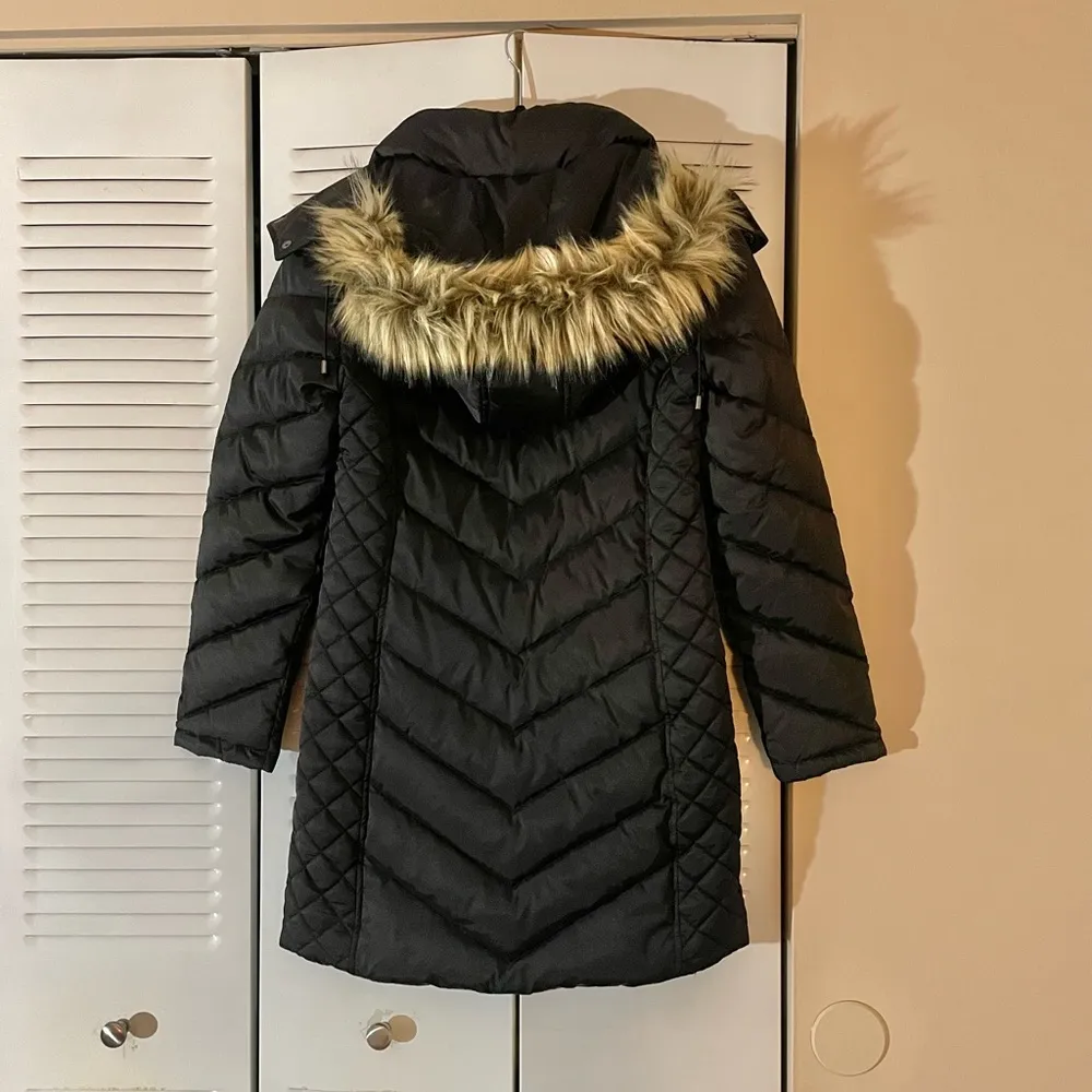 Women’s Faux Fur Trim Hooded Puffer Coat - Image 2
