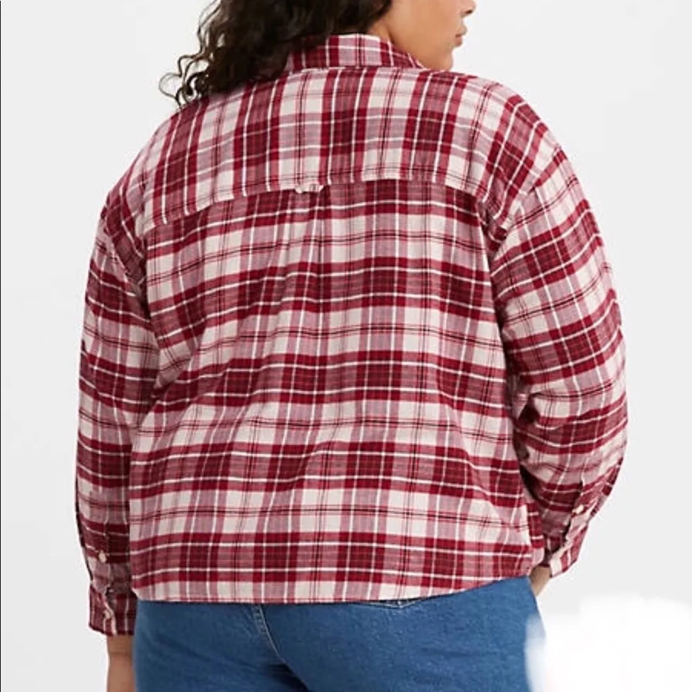 New Levi’s Woman’s Brushed Flannel Cotton Plaid Button Down Top - Image 3