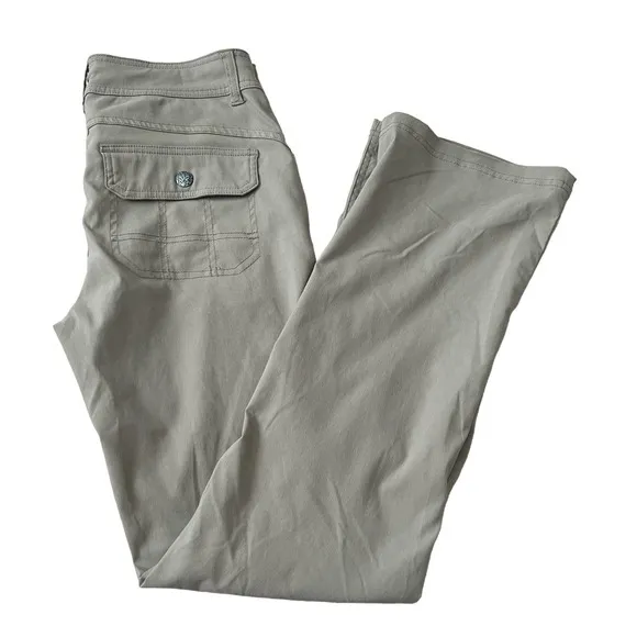 Halle Convertible Pant Dark Khaki Hiking Roll up size 6 regular inseam - Image 2