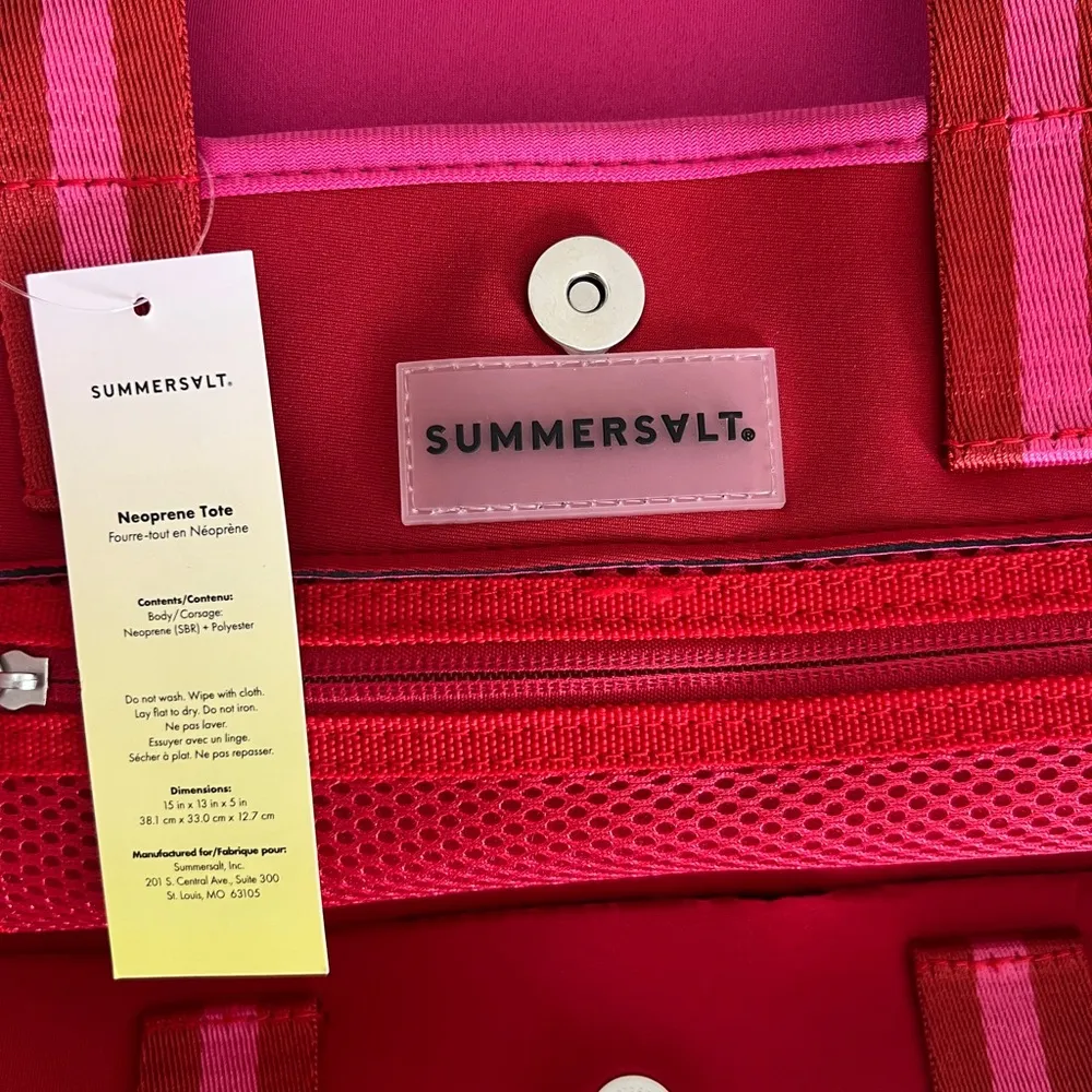 NEW SUMMERSALT x Fabfitfun The Perfect Beach Tote Bag Hibiscus & Lava Pink & Red - Image 4
