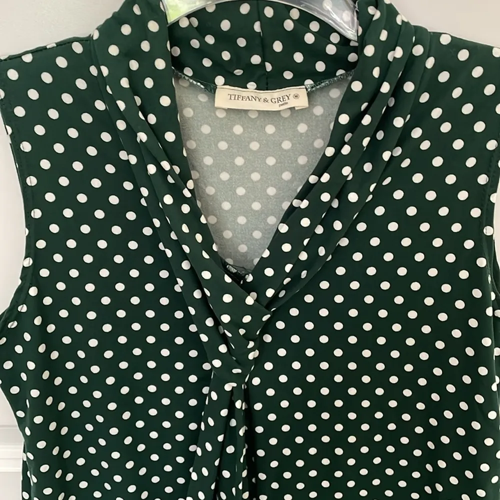 Tiffany & Grey Sleeveless Polka Dot Top MP Green Size undefined - Image 3