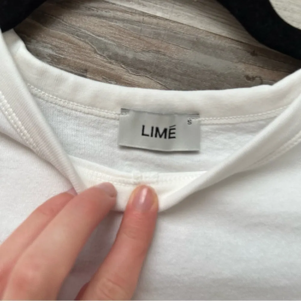 Lime women’s white cropped top size small - Image 6