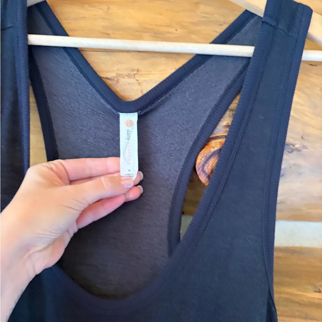 Anthropologie Daily Practice Jumpsuit size Medium - Image 4