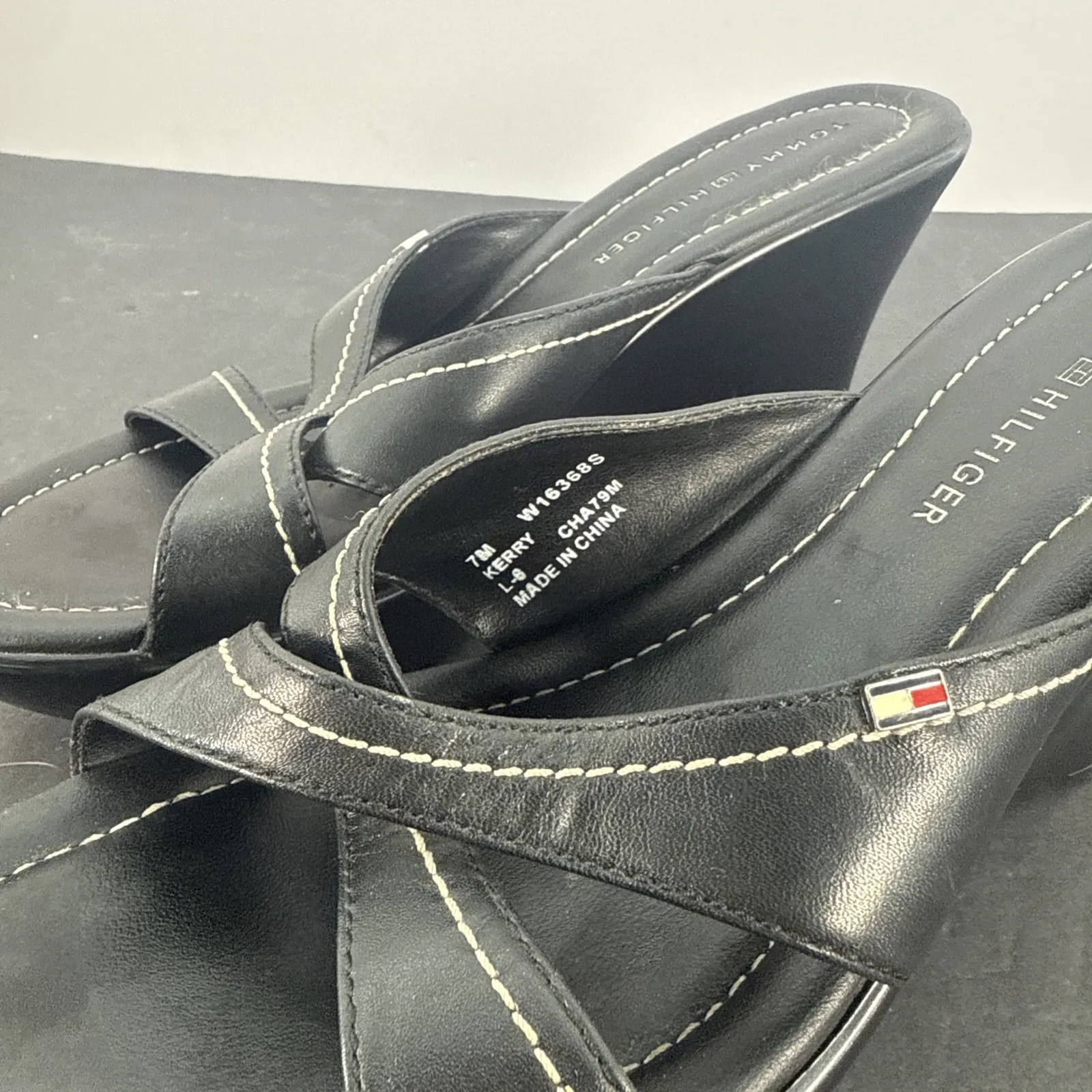 Tommy Hilfiger Kerry Black Open Toe Platform Wedge Criss Cross Sandals Sz 7M - Image 6