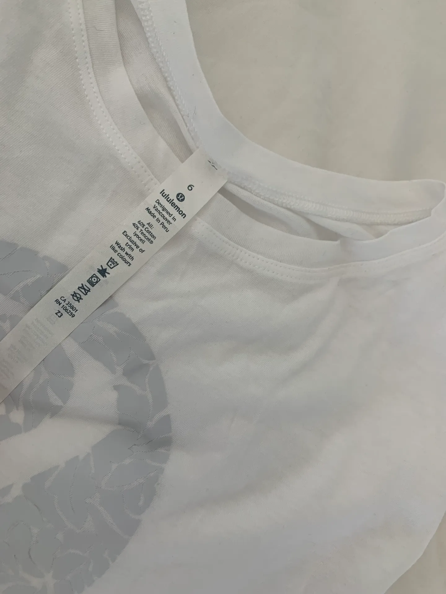 Lululemon  Muscle Tank - Image 4