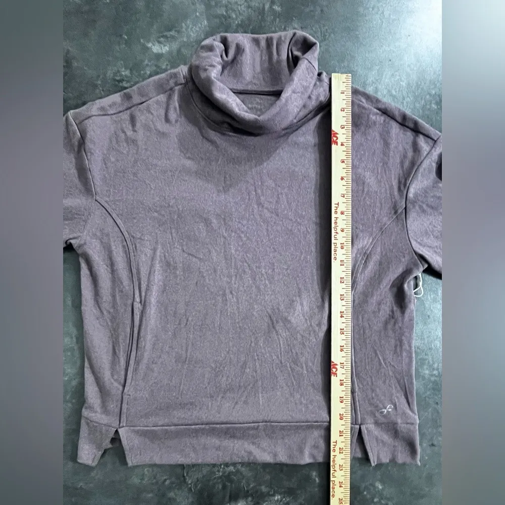 FREELY Women’s Joy Lavender Mock Neck Pullover Princess Seamline Size Medium NWT Purple - Image 5