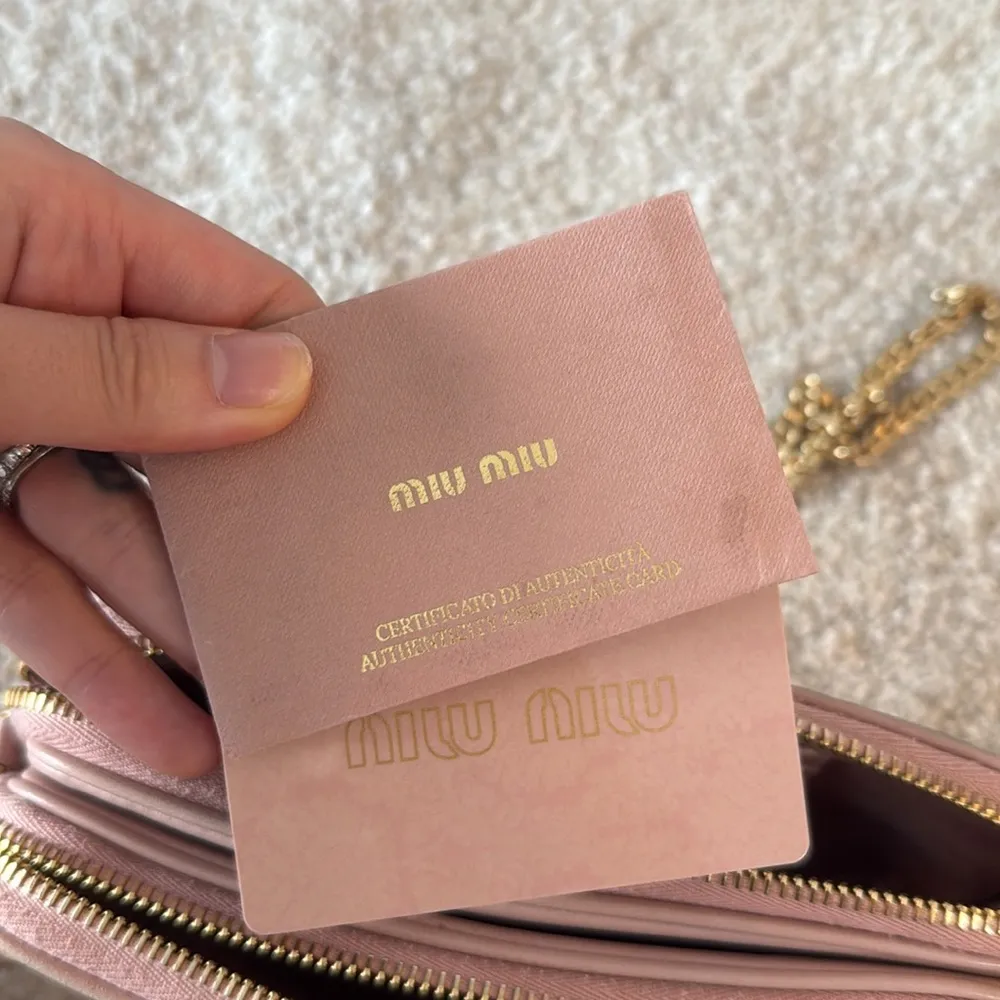 Miu miu mini bandoliera matelasse pink crossbody bag - Image 7
