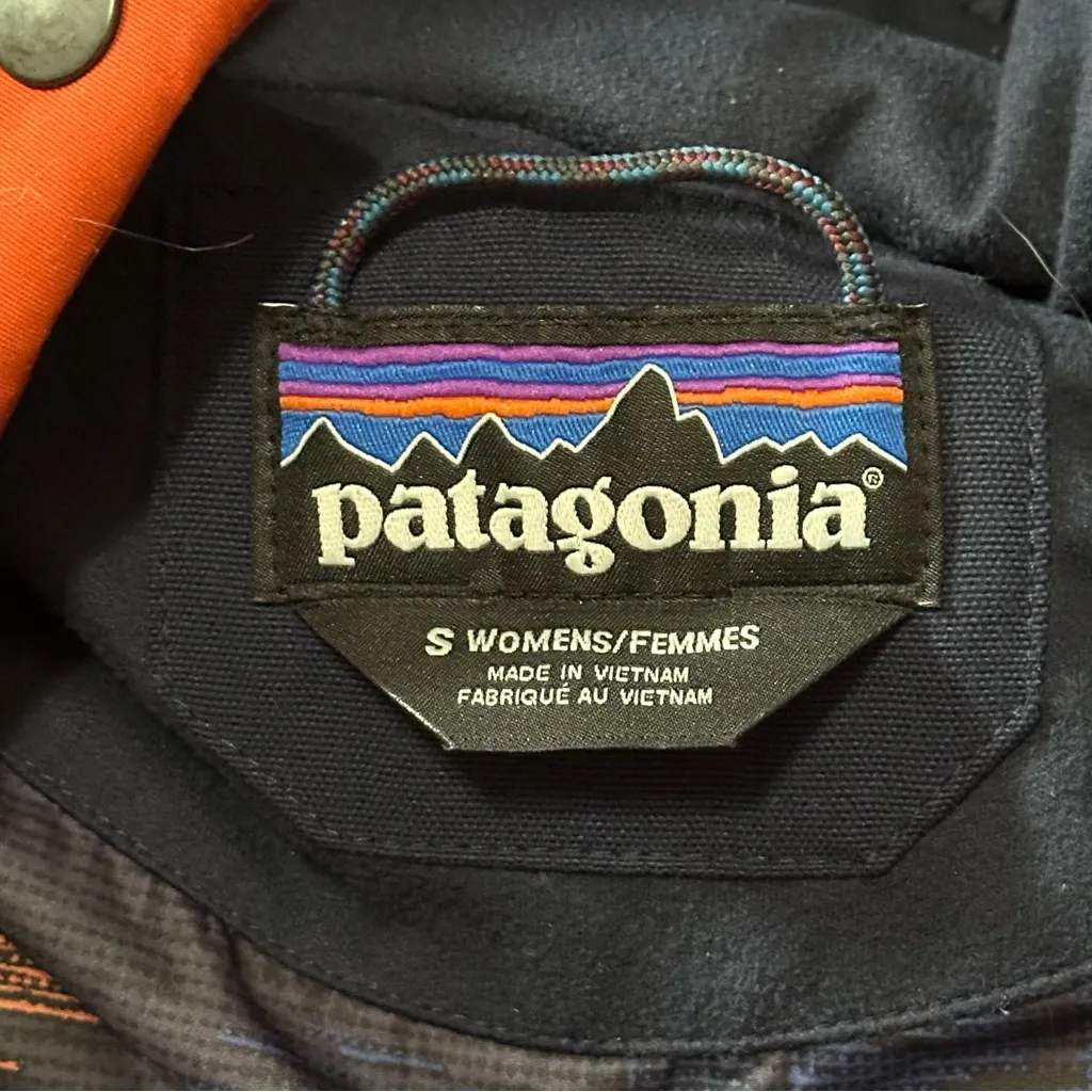 Patagonia Women’s Size S Navy Blue Orange Bivy Hooded Down Vest - Image 8