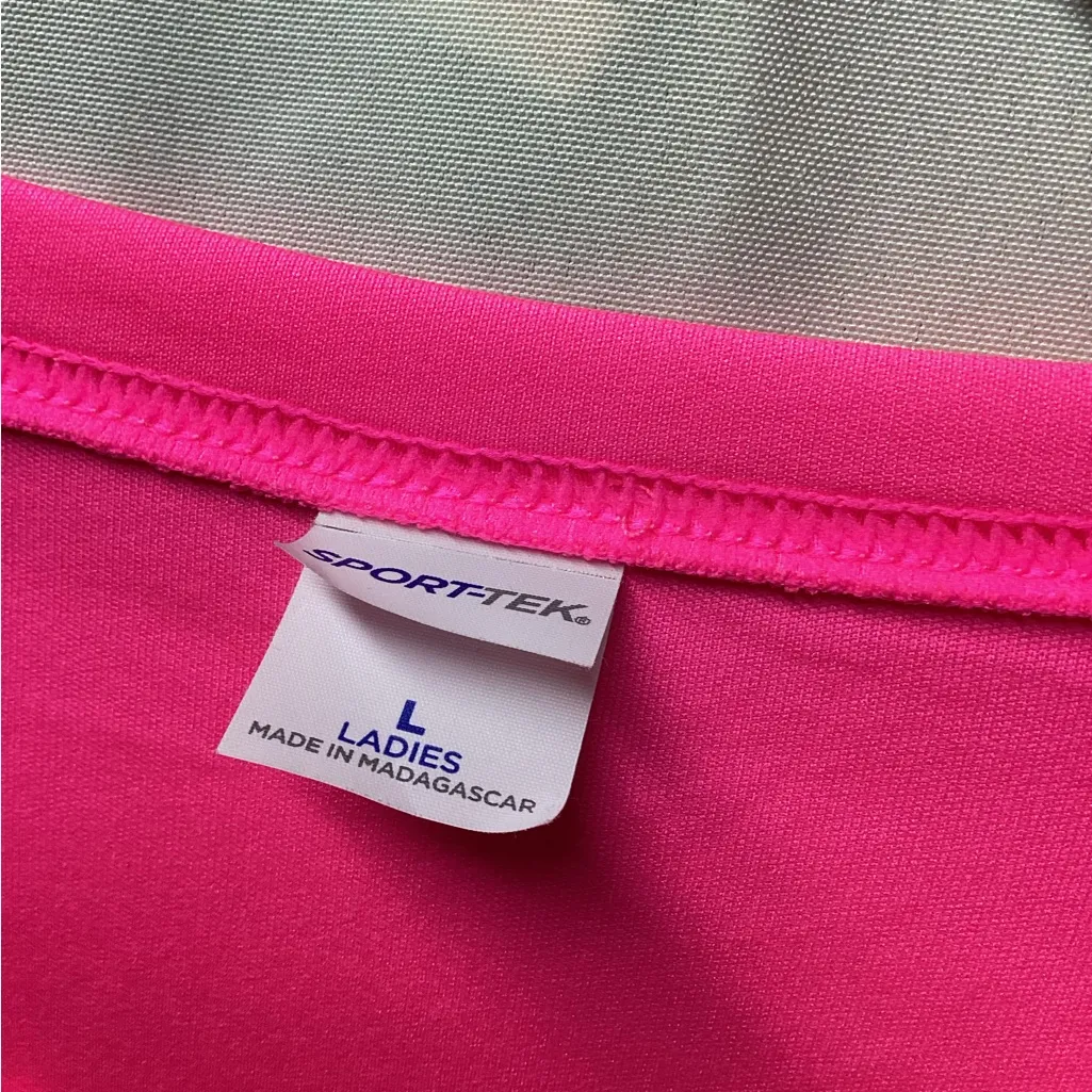 Graphic polyester tee shirt. Neon Pink. Size Large Pink - Image 7