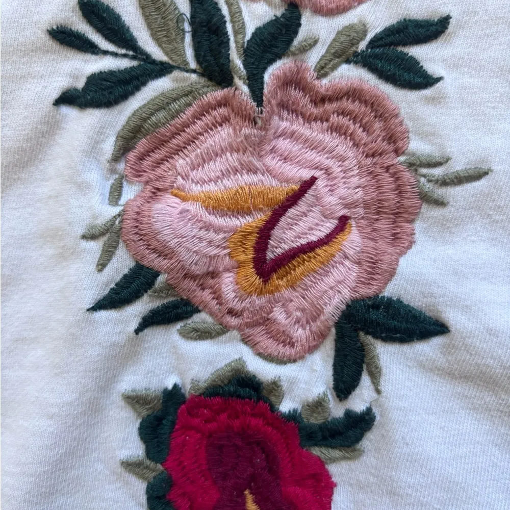 BP Cotton Crop Top With Flower Embroidery - Image 3