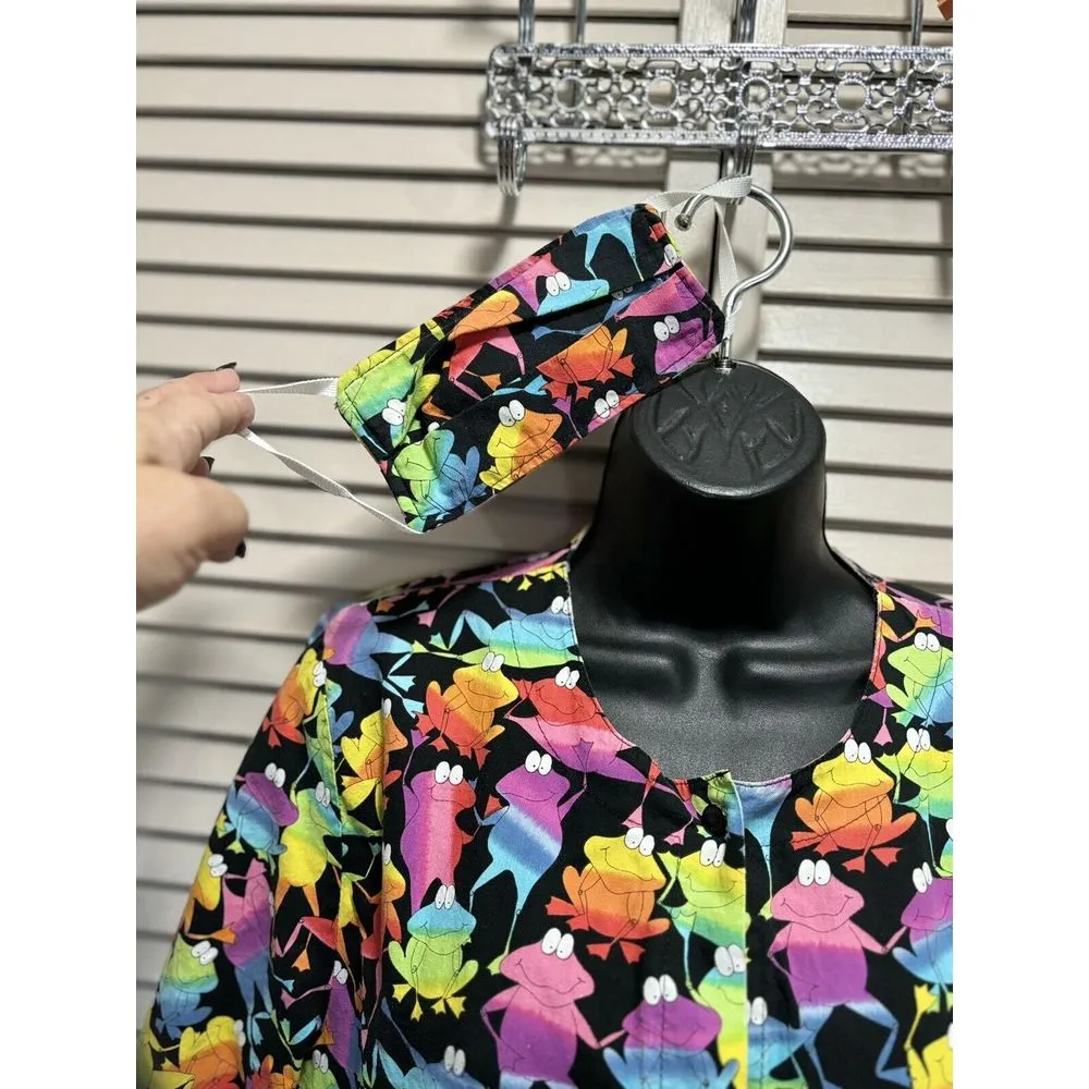 Cotonality Multi Colored Frogs Short Sleeve Snap Up Round Pockets‎ Size Small - Image 2