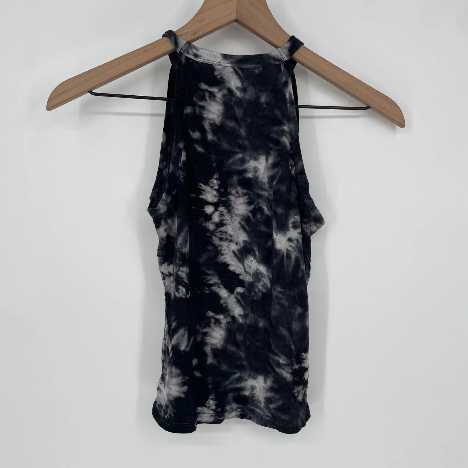 Mudd Tie Dye Halter Tank Top Black White Size S Rayon Spandex - Image 5