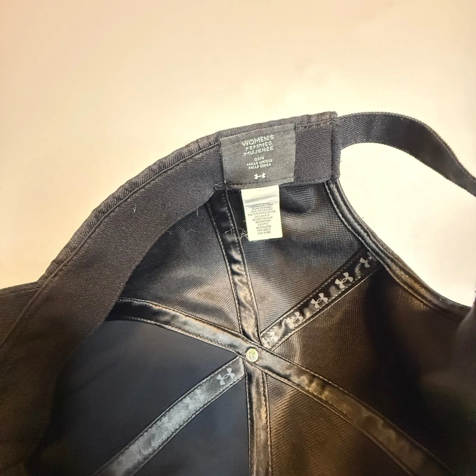 Under Armour Black Orange Athletic Shorts & Baseball Cap Set Women XS HeatGear # - Image 8