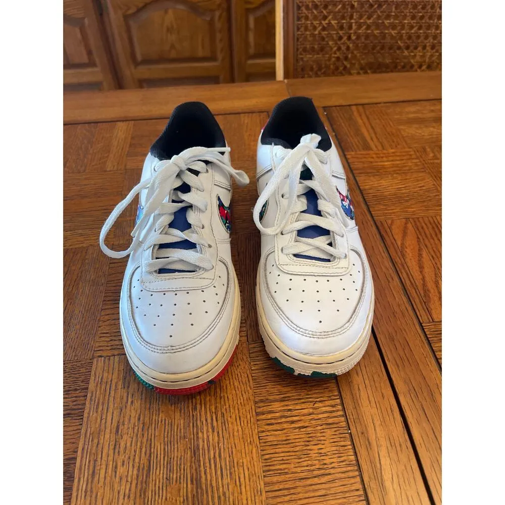 Nike Air Force One Low crayon white sneaker size 5 - Image 2