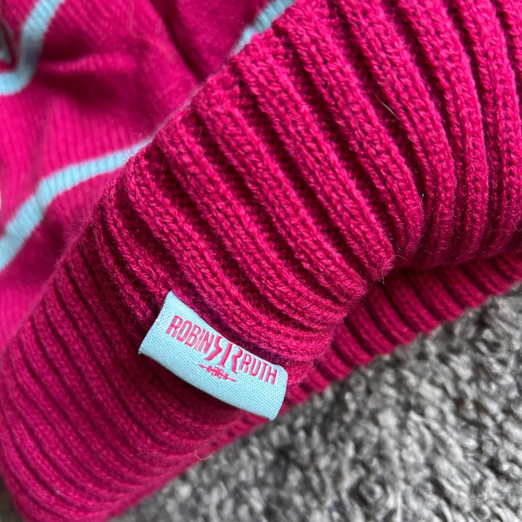 Robin Ruth Chicago Beanie - Magenta and Light Blue - Image 5