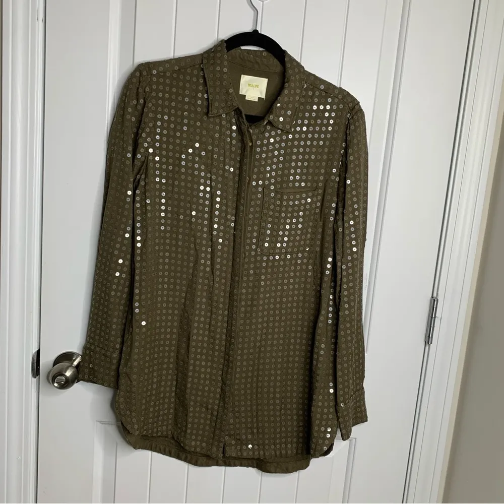 Anthropologie Maeve green sequin button front shirt‎ size small - Image 2