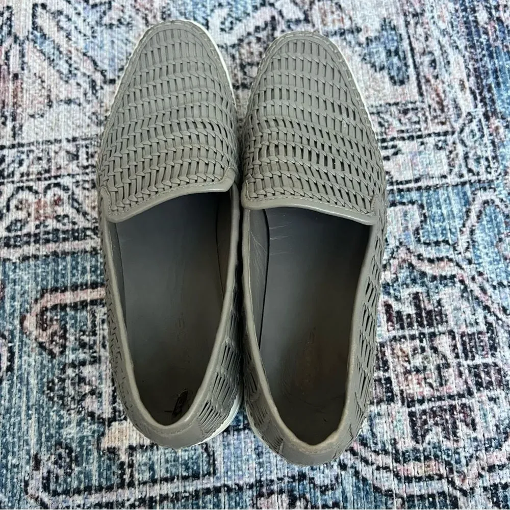 Vince Stafford Woven Slip-On Sneaker Size 8.5 Grey Taupe Leather Shoes - Image 6