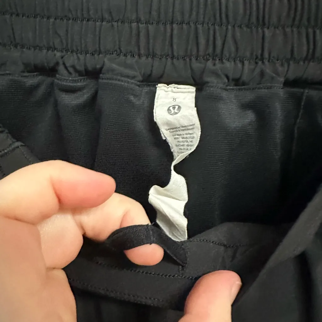 Lululemon Black Hotty Hot High-Rise Lined Short Size 8 - Image 8