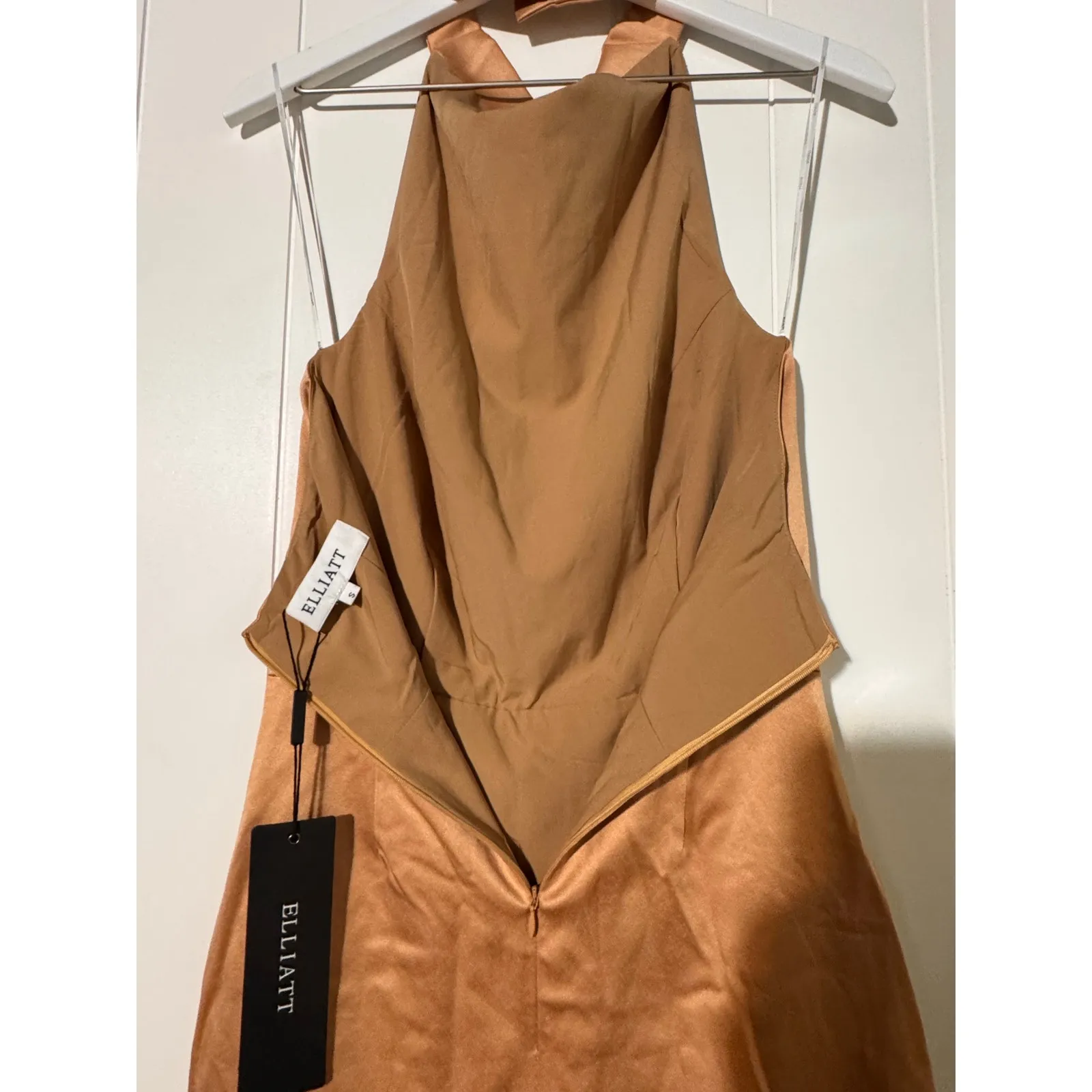 Elliatt New Camo Champagne Satin Mockneck Draped Dress Tulip Hem - Image 11