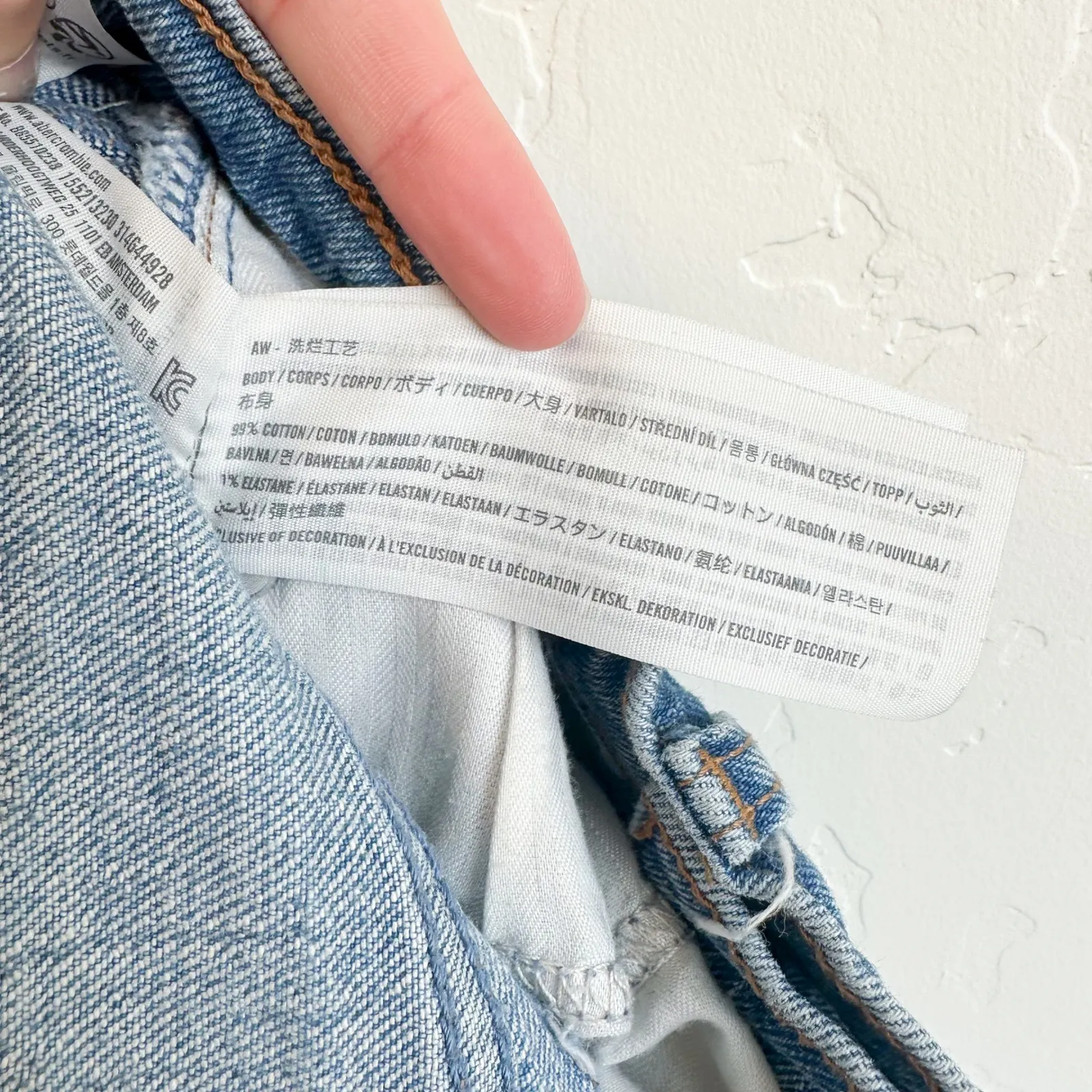 Abercrombie | The Straight‎ Leg Mid Rise Stretch Denim Cotton Jean in Dark Wash - Image 7