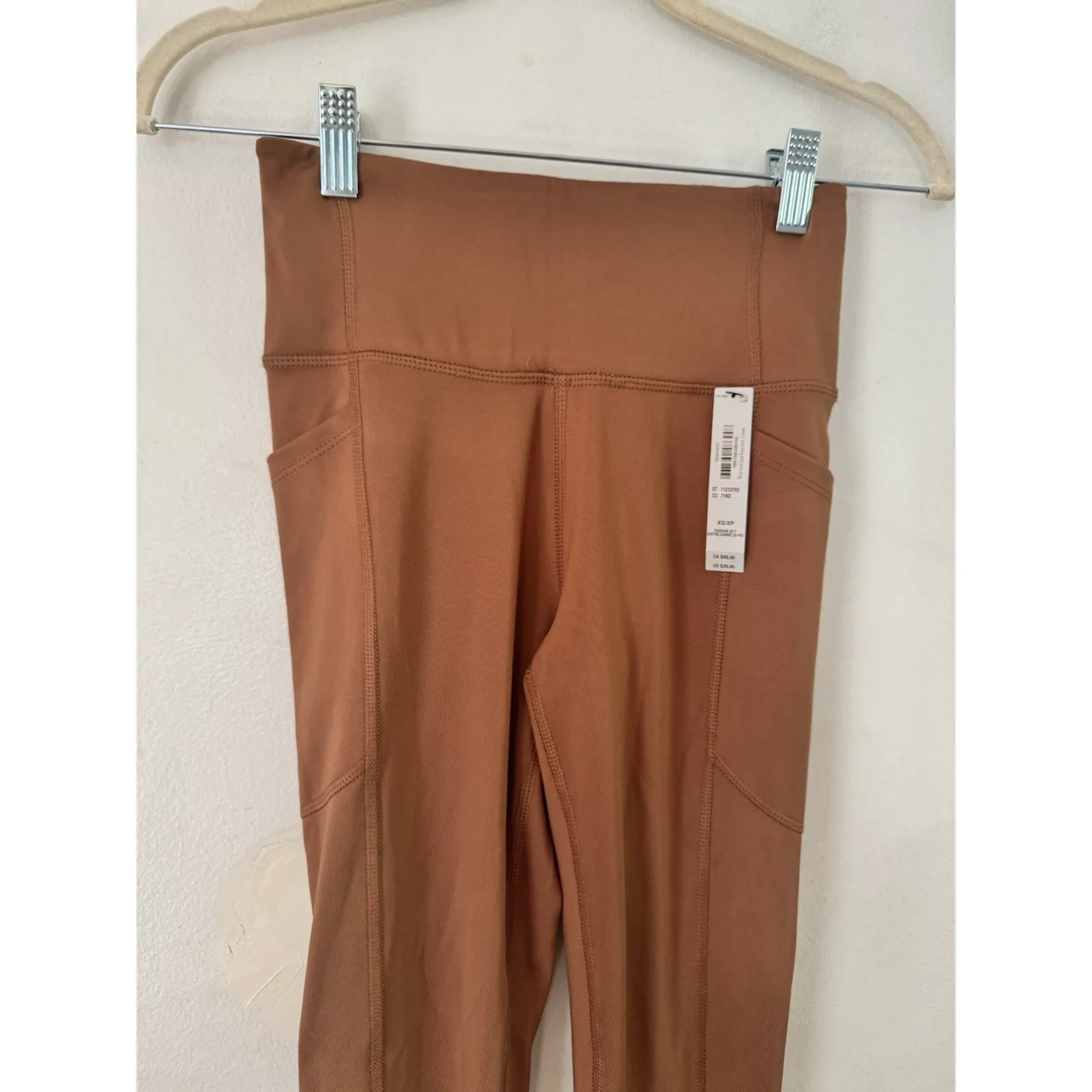 NWT VSX Victoria Secret Essential Pocket High Rise Leggings Women’s Size XS - Image 4