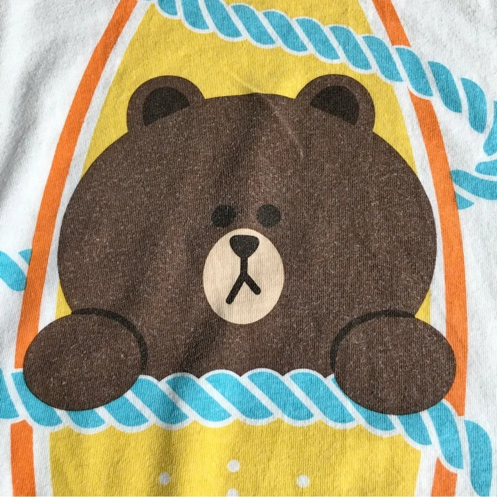 UT Uniqlo Surfer Bear Graphic Tee, White, Brown, Yellow, Orange, Blue, Size M - Image 5