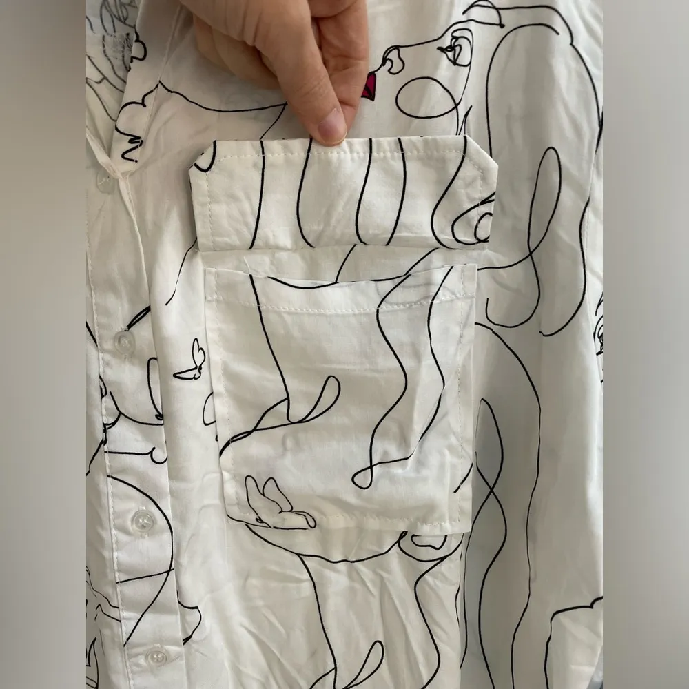 MILK & HONEY Faces Abstract Print Line Art Picasso Button Front Blouse Size 2X White - Image 9