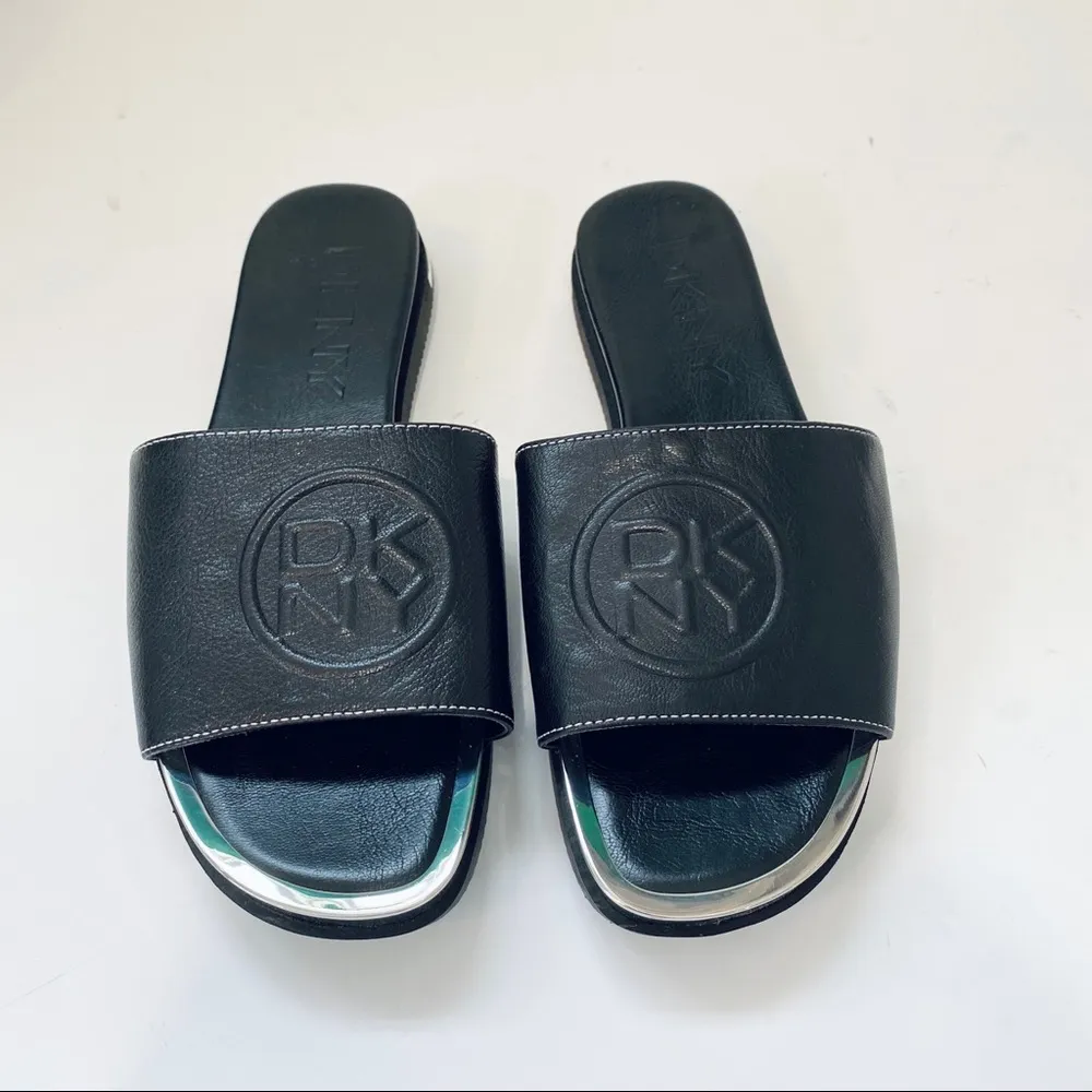 DKNY black leather flats - Image 2