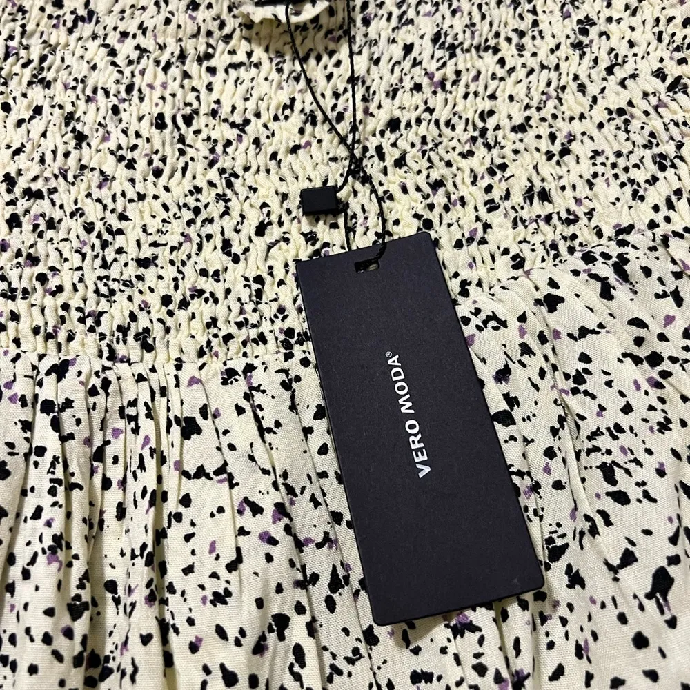 VERO MODA  skirt, Size Small, NWT - Image 2