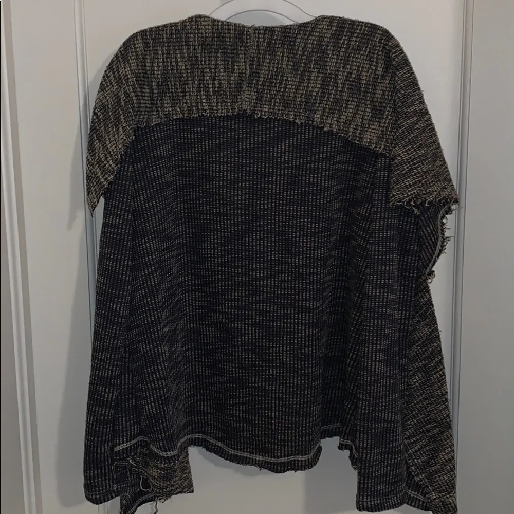 Vintage Style Cardigan - Image 3