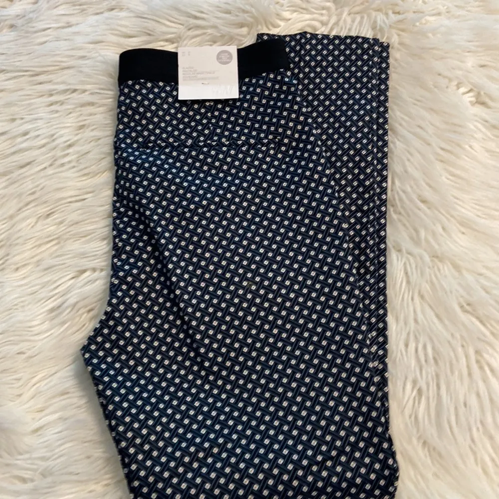 H&M Slacks Super Stretch brand new inseam 27” waist 30” flat elastic - Image 12