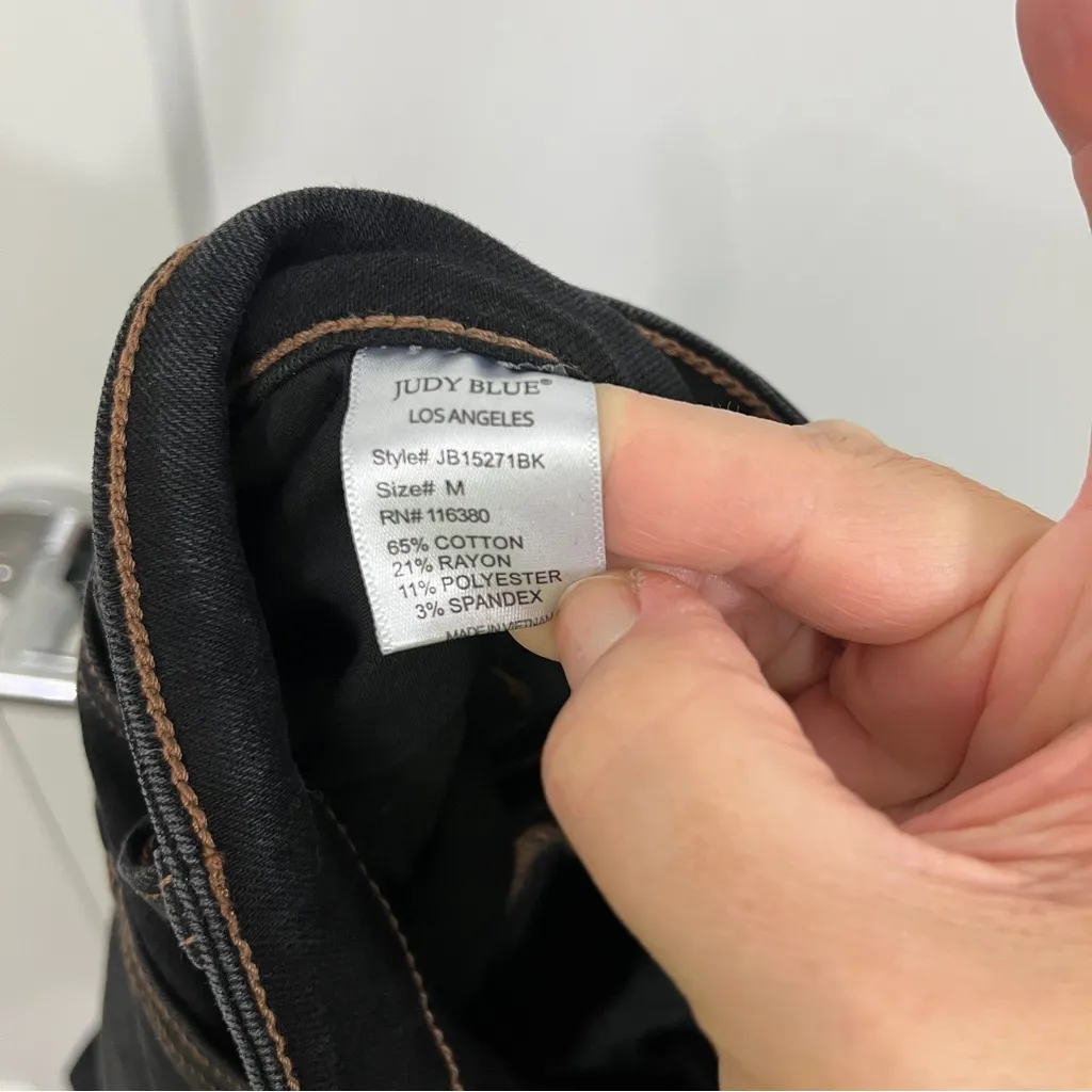 Judy Blue Medium Dark Blue Denim Jean Shorts - Image 7