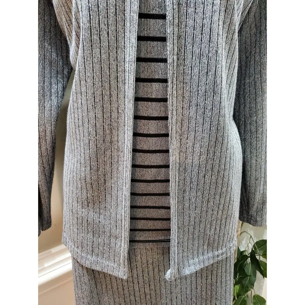Can't Miss Women's Gray Cotton Long Sleeve Blouse & Skirt 2 Pc's Suit Size Large - Image 4