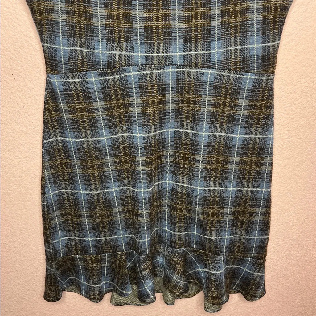 Urban Outfitters Highland Plaid Mock-Neck Mini Dress. Size L - Image 4