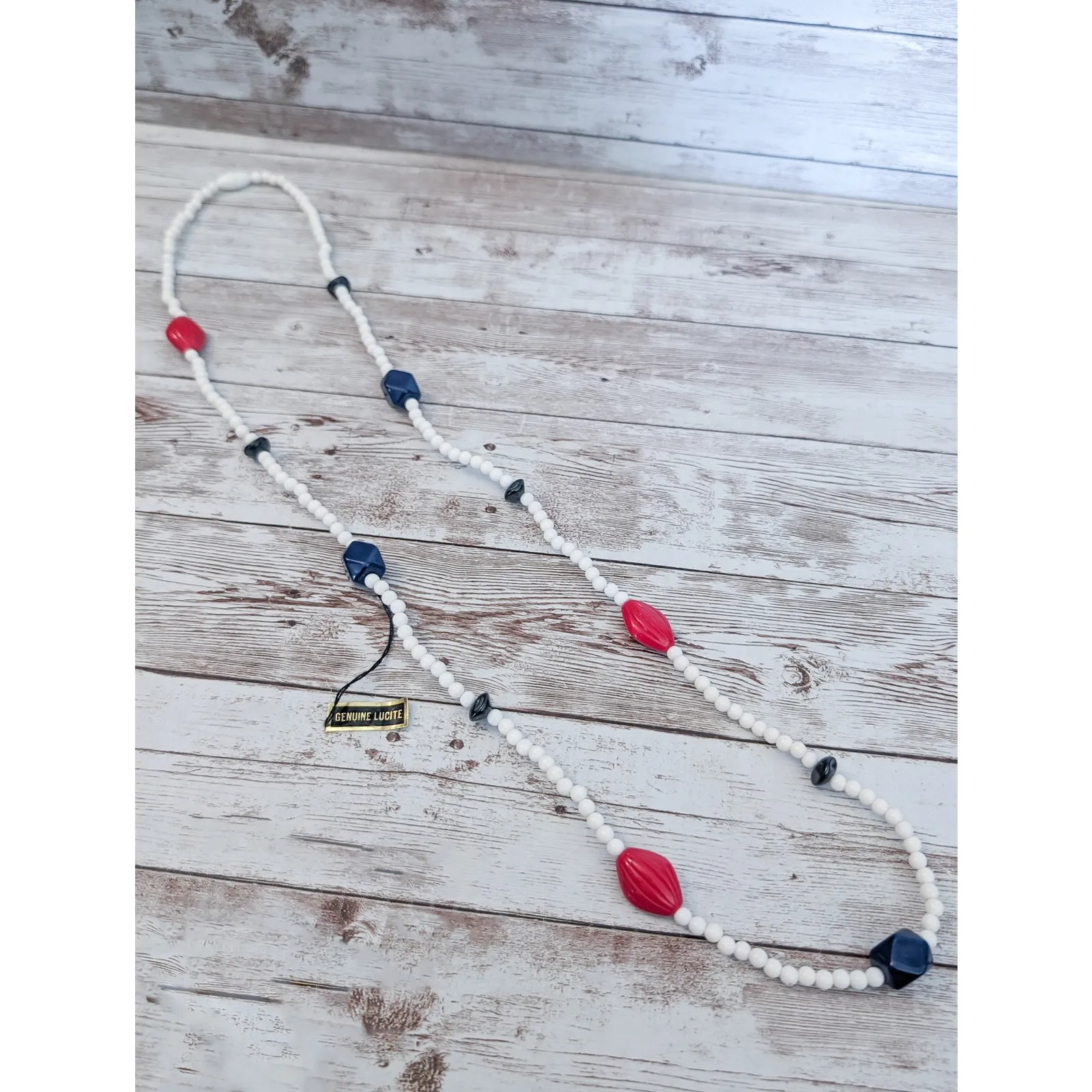 Vintage Lucite Necklace - Image 3