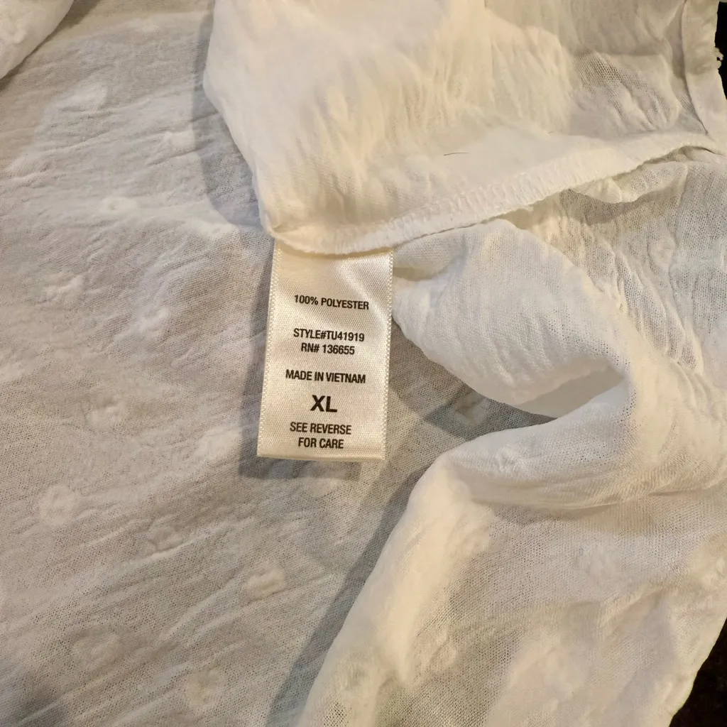 West Kei White Camryn Clip Dot Top - Image 10