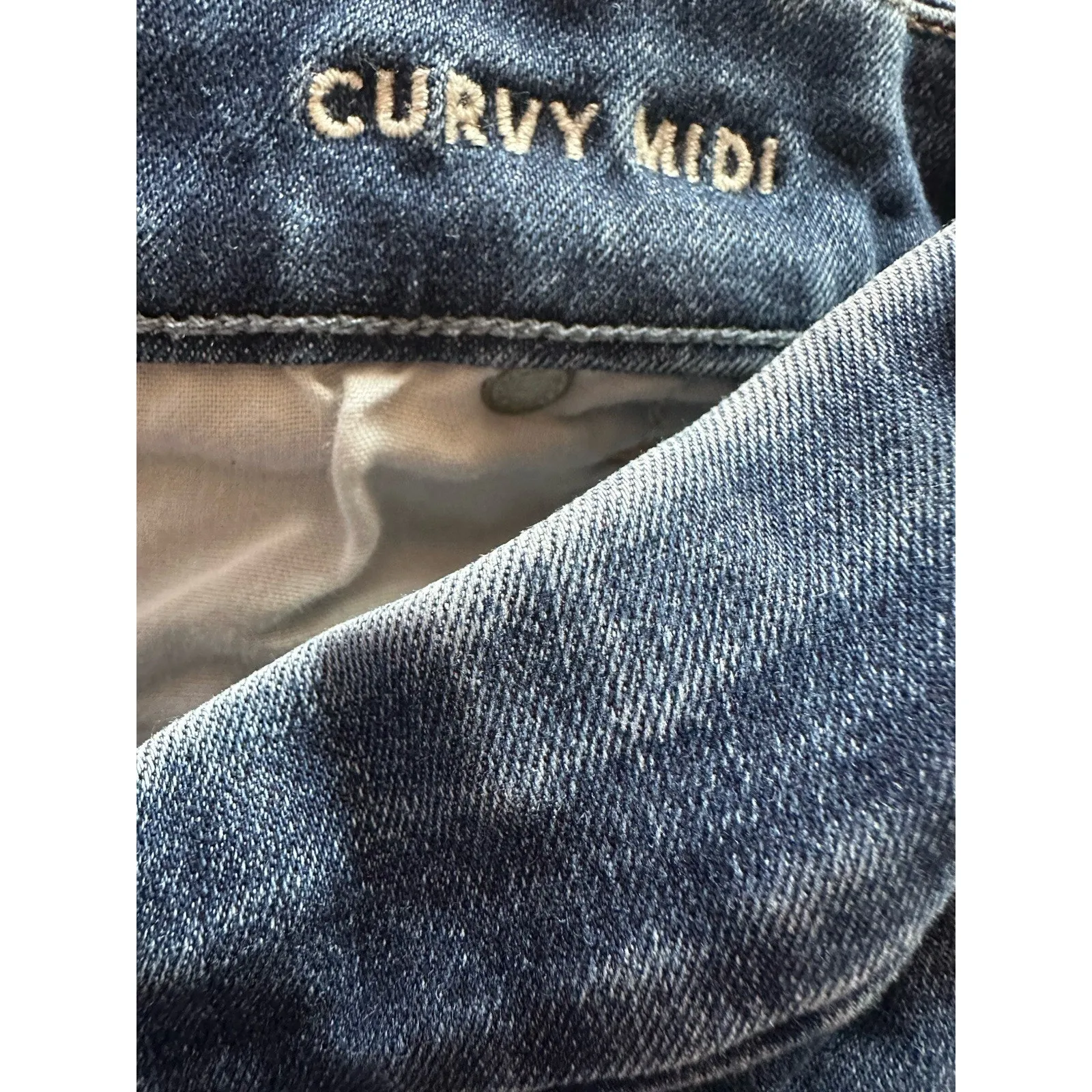 AE American Eagle Jean Shorts Size 20 Next Level Stretch Curvy Midi Cuffed Denim - Image 7