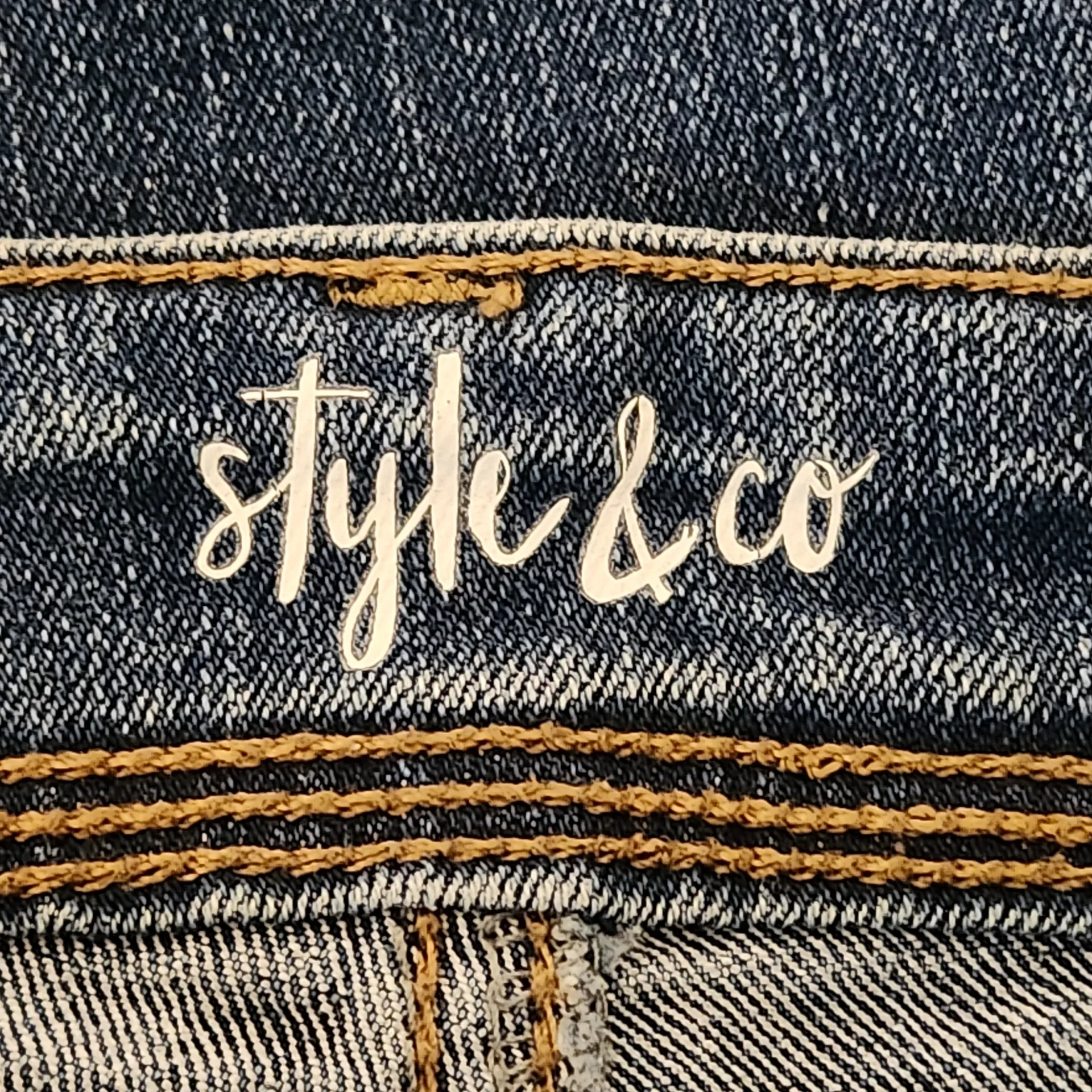 Style & Co. Straight Leg Cropped Denim Jeans Size 12 Petite Cropped Denim - Image 7