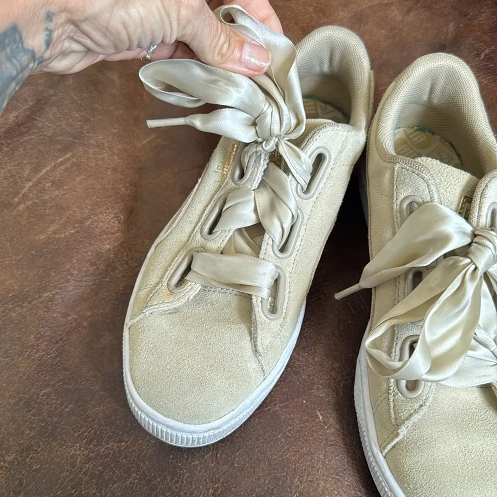 PUMA Vintage Style Sneakers- tan Basket Heart Coach/ Festival sneakers size 7.5 - Image 2