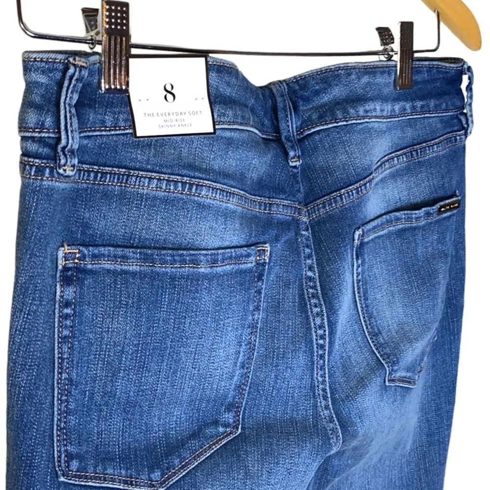 White House Black Market- Mr EDS Bttn Hem Skinny - Image 11