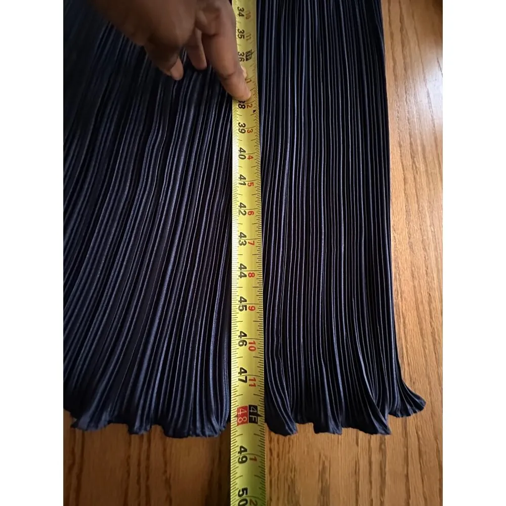 Vintage Navy Blue Pleated Long Sleeve Midi Dress Beaded Waist & V - Image 14