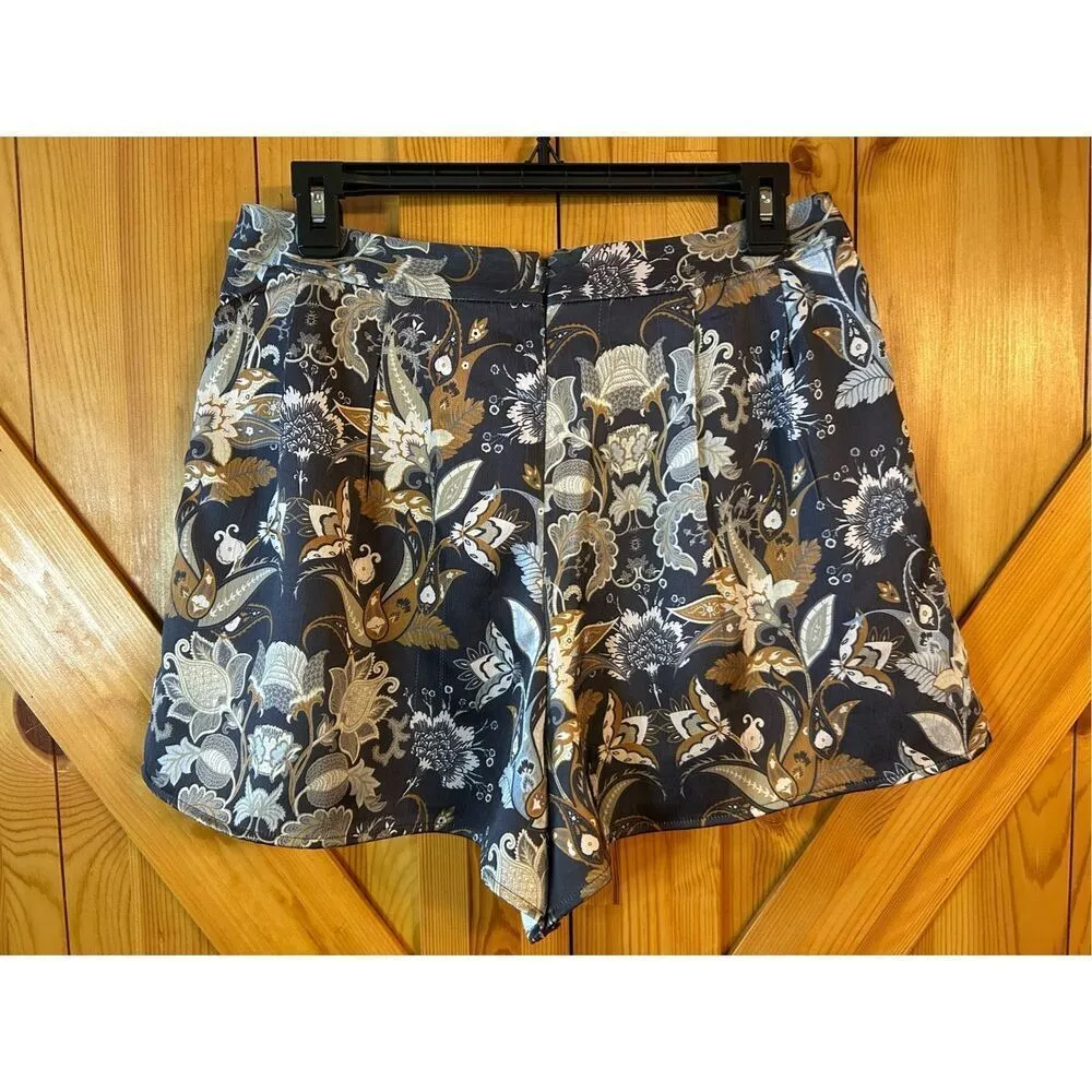 AMUSE SOCIETY MOLLUE SHORTS High Waisted Paisley Print Silky Fabric Size Medium - Image 2