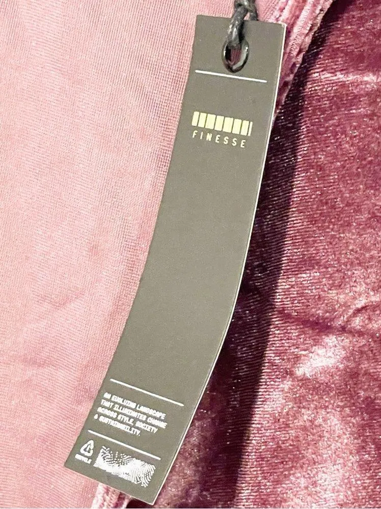 Finesse Trixie Size XL Purple Haze Velvet Cinched Deep V Sleeveless Top NEW - Image 5