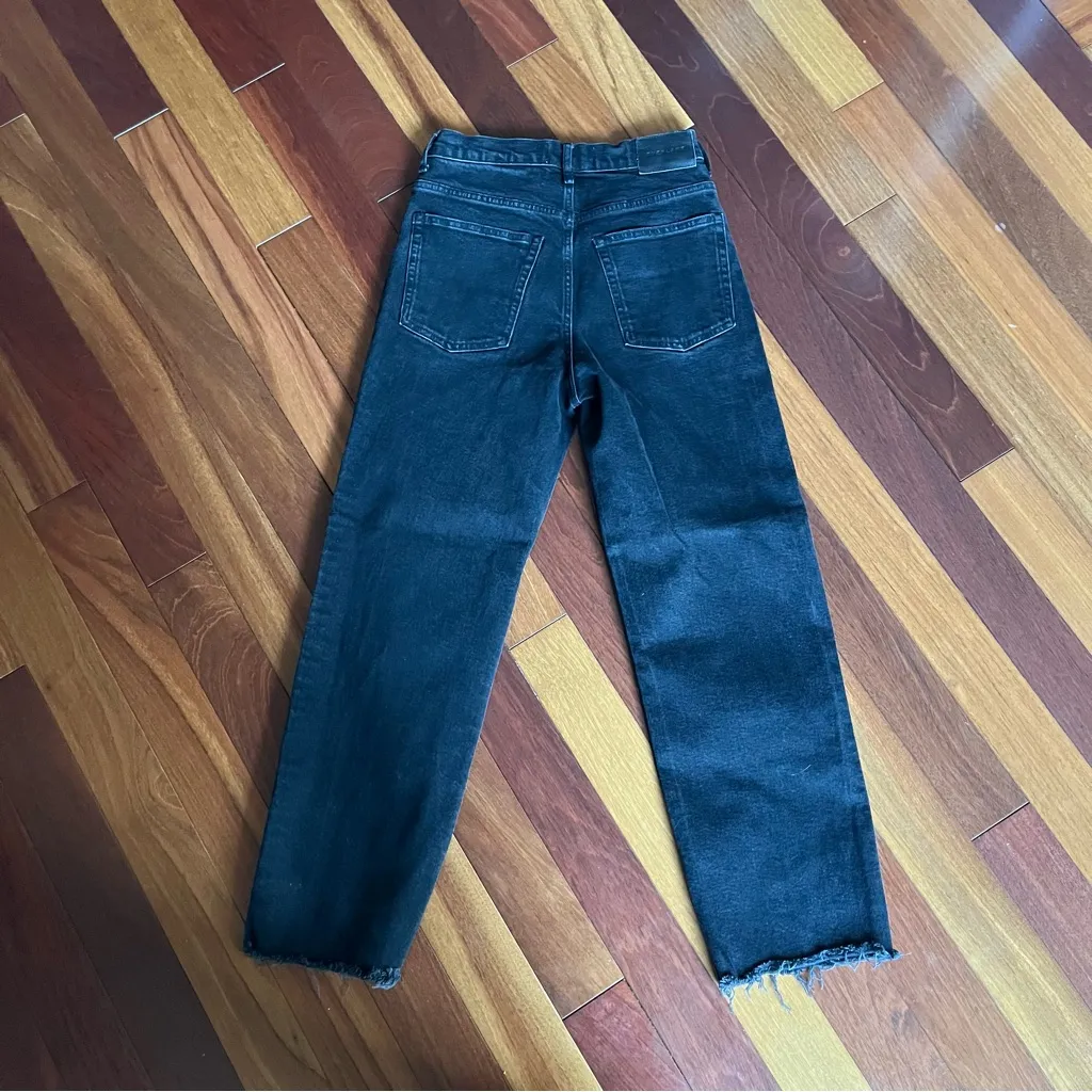 EVERLANE WAY-HIGH JEANS DENIM RAW HEM BLACK - Image 6