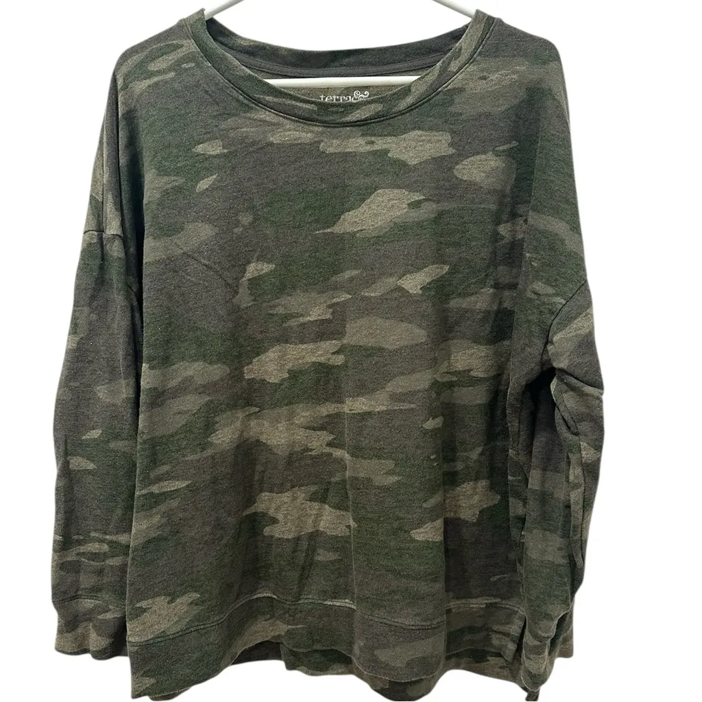 Terra & Sky Camouflage Long Sleeve Sweatshirt Size 1X - Image 2