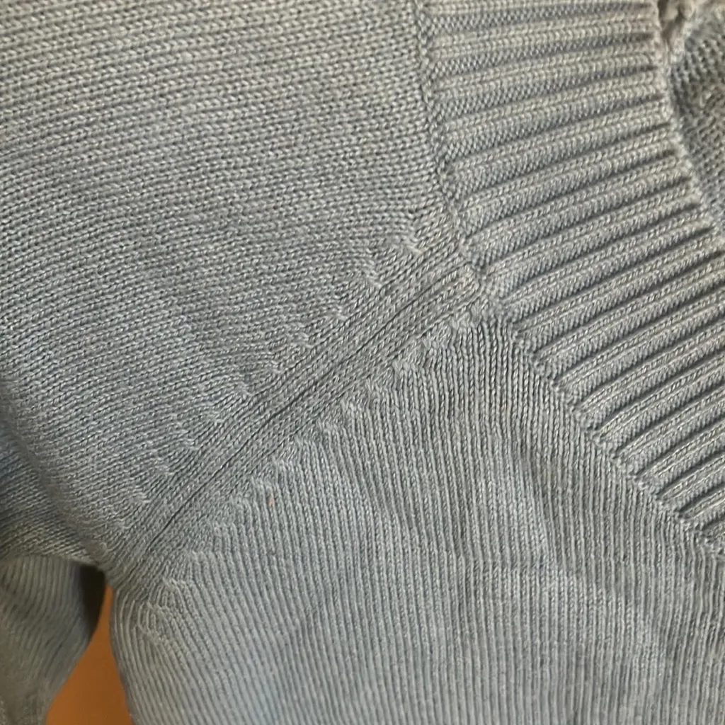 FINAL MARKDOWN Neiman Marcus cotton sweater small - Image 3