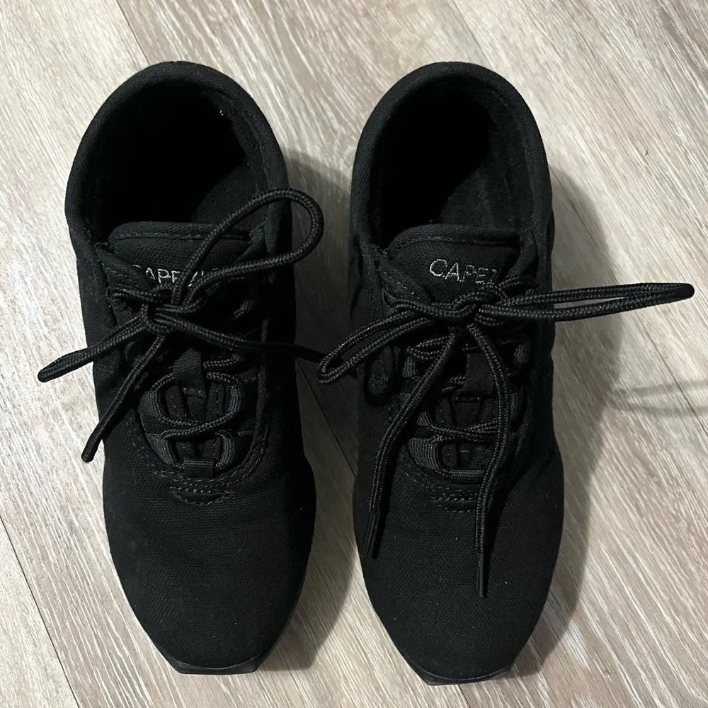 Capezio CANVAS DANSNEAKER® Black Size 5 - Image 3