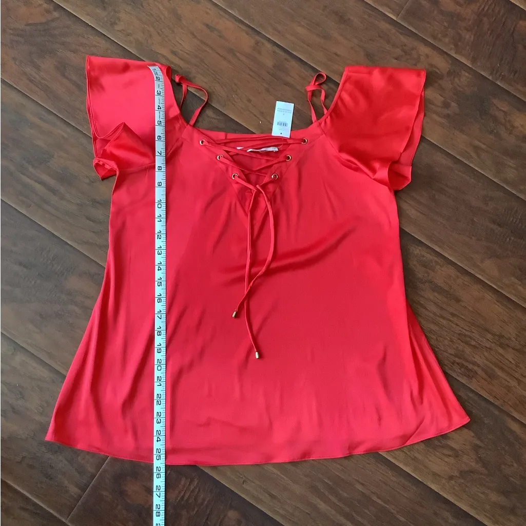 Beautiful dressy satin top 🌹🌹🌹 - Image 6